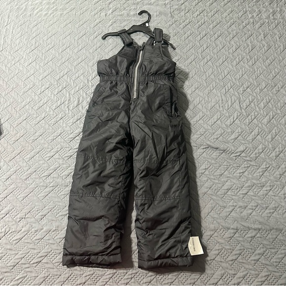 Xtreme Boys Bib Snowsuit Size 5‎ Overalls Ski Sledding Snow Suit NWT - Picture 1 of 8